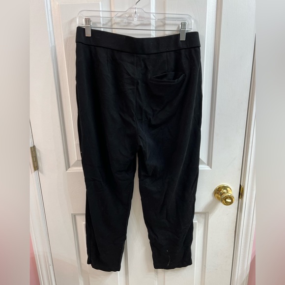Eileen Fisher pull on black pants - Picture 3 of 4